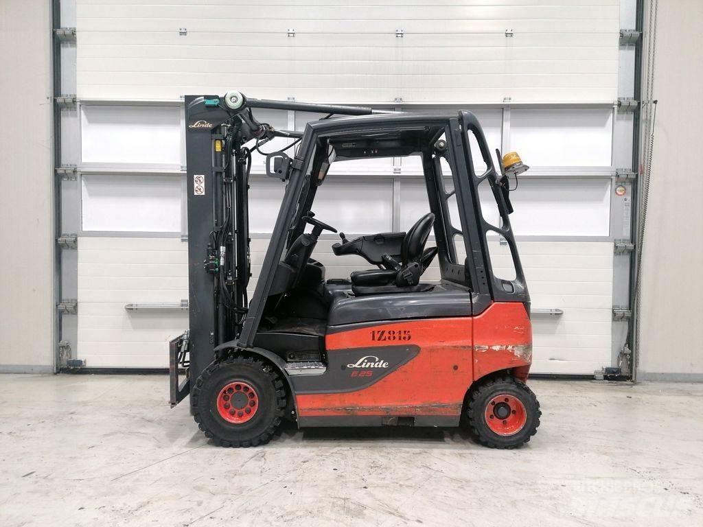 Linde E25-01 电动叉车