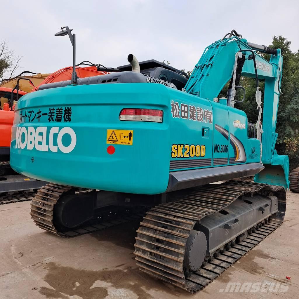 Kobelco SK 200-8 履带挖掘机