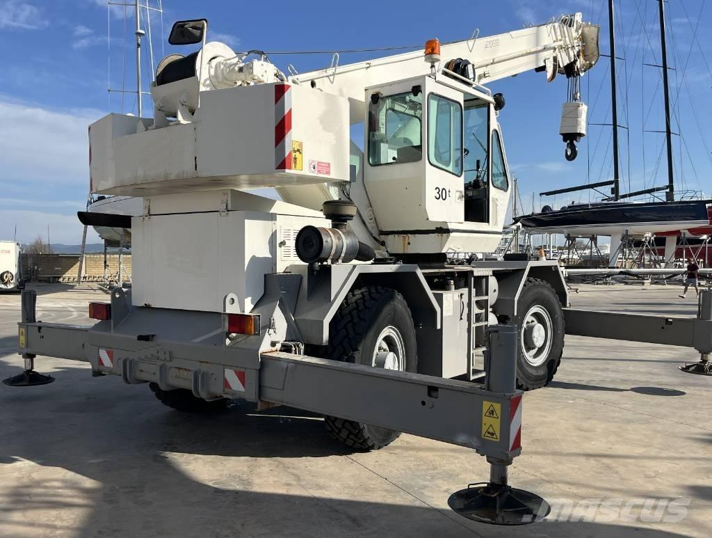 Terex A 300 越野轮胎起重机︳越野吊︳越野起重机︳移动式起重机