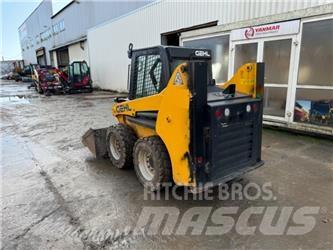 Gehl R165 滑移装载机