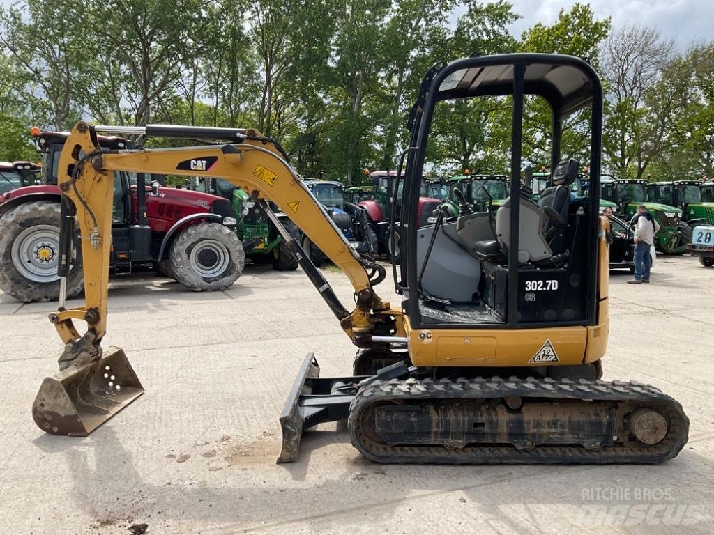 CAT 302.7 D CR 小型挖掘机
