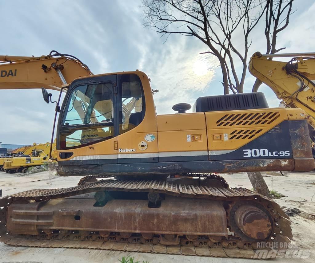 Hyundai R 300 LC-9S 履带挖掘机