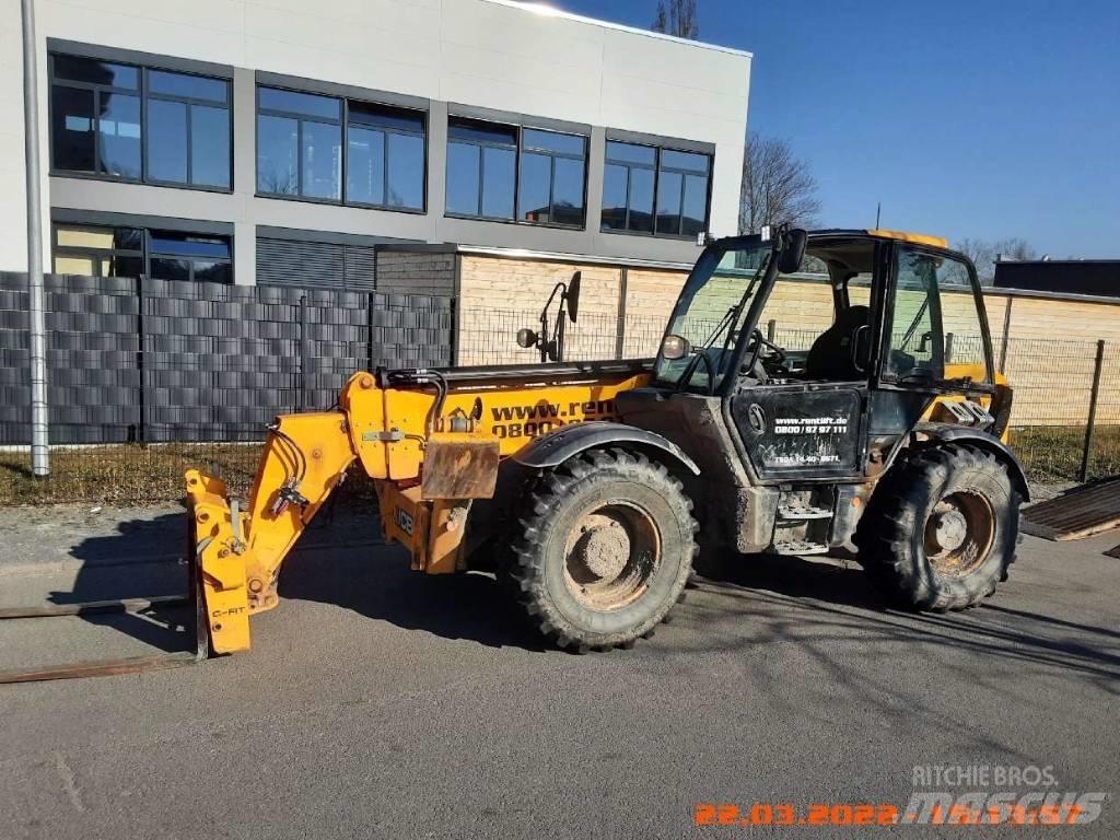 JCB 540-140 伸缩臂叉装车|叉装车