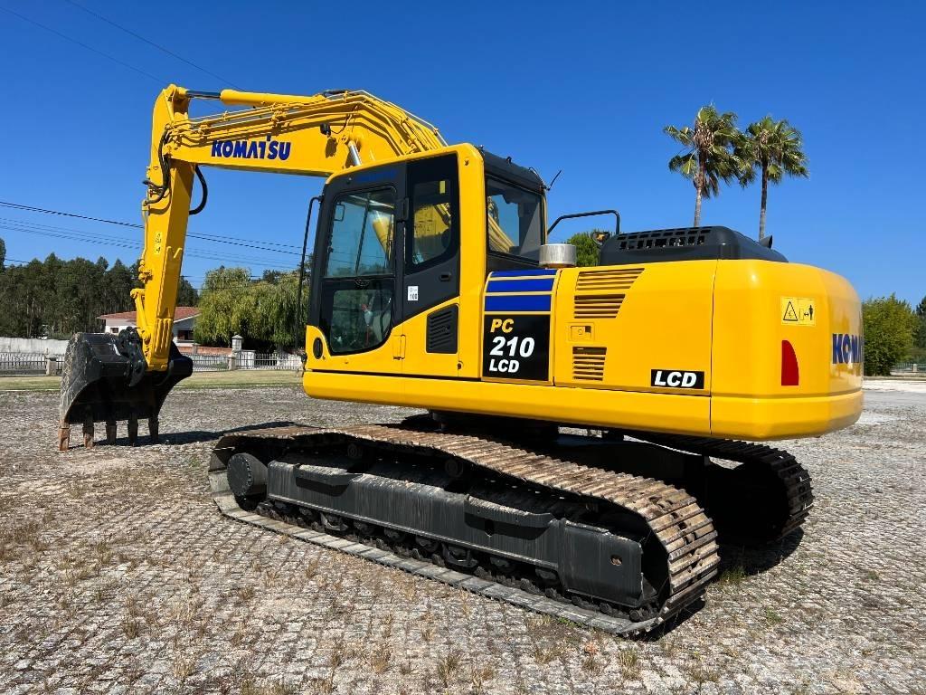 Komatsu PC 210 LCD-8 履带挖掘机
