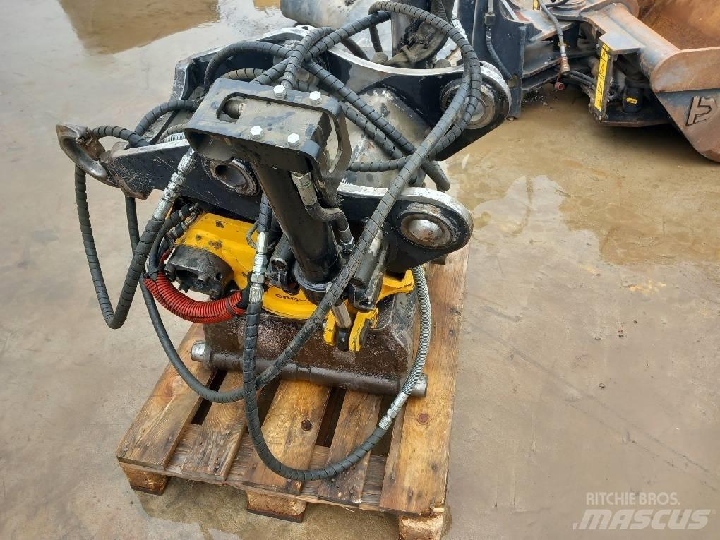 Engcon EC219 旋转器