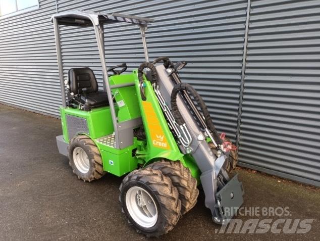 Croni lh 110 小型装载机