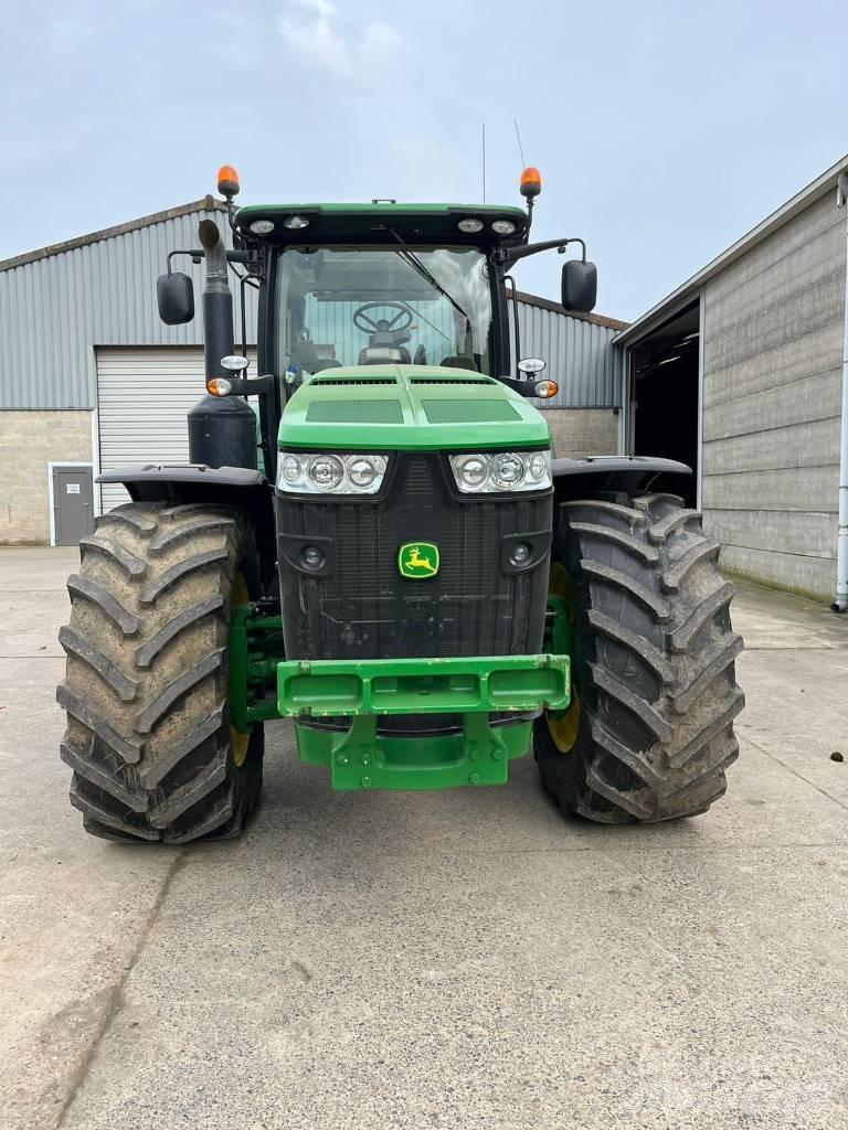 John Deere 8270 R 拖拉机/农用车