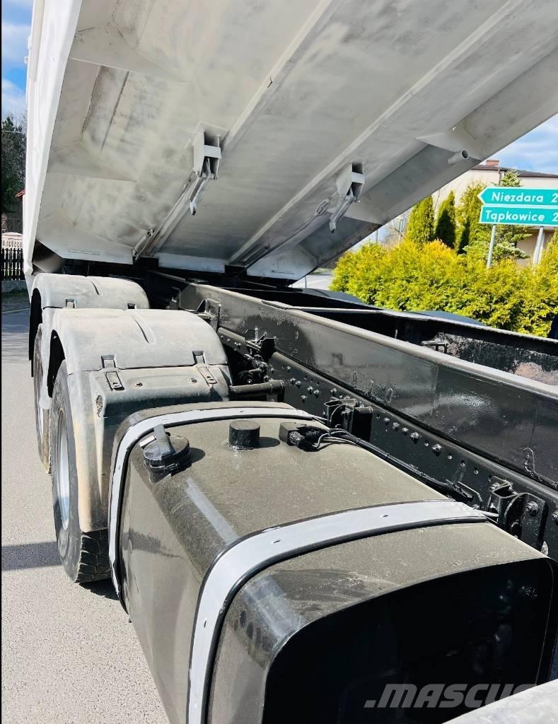 MAN TGS 41.440  8x8 自卸式货车
