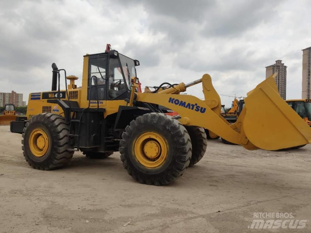 Komatsu WA470-3 轮式装载机