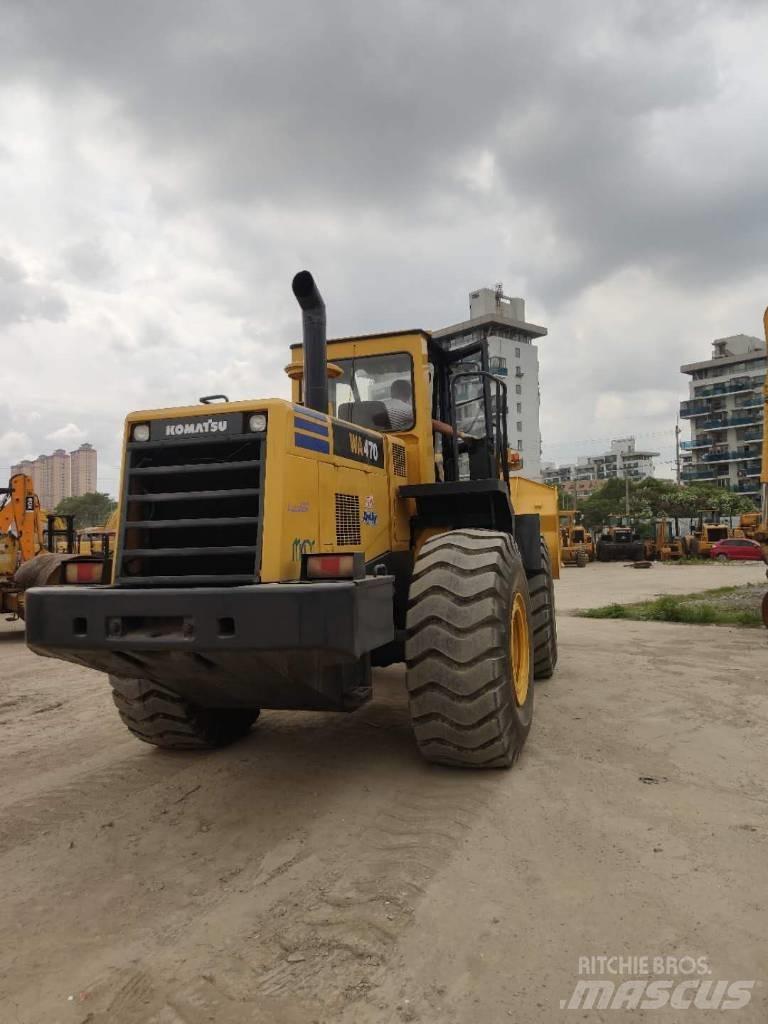 Komatsu WA470-3 轮式装载机