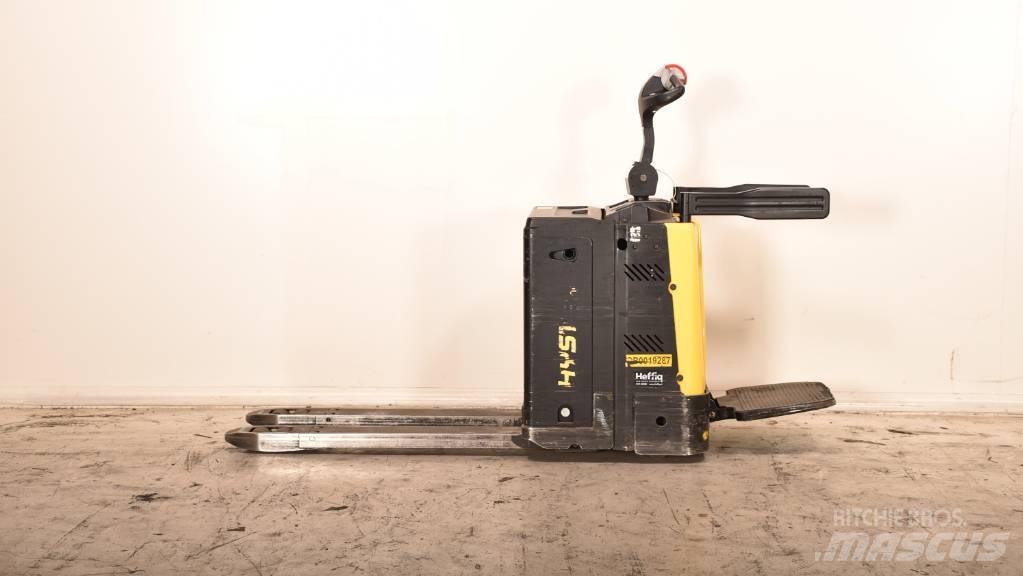 Hyster P 2.0 S 电动搬运车