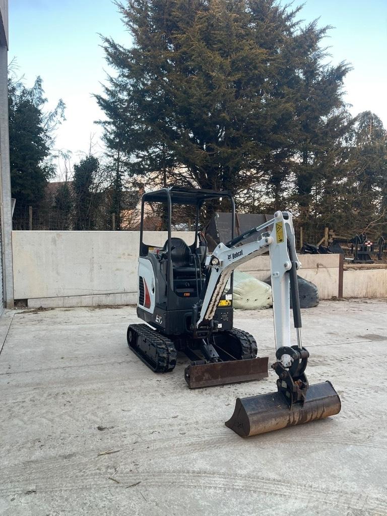 Bobcat E 17 小型挖掘机