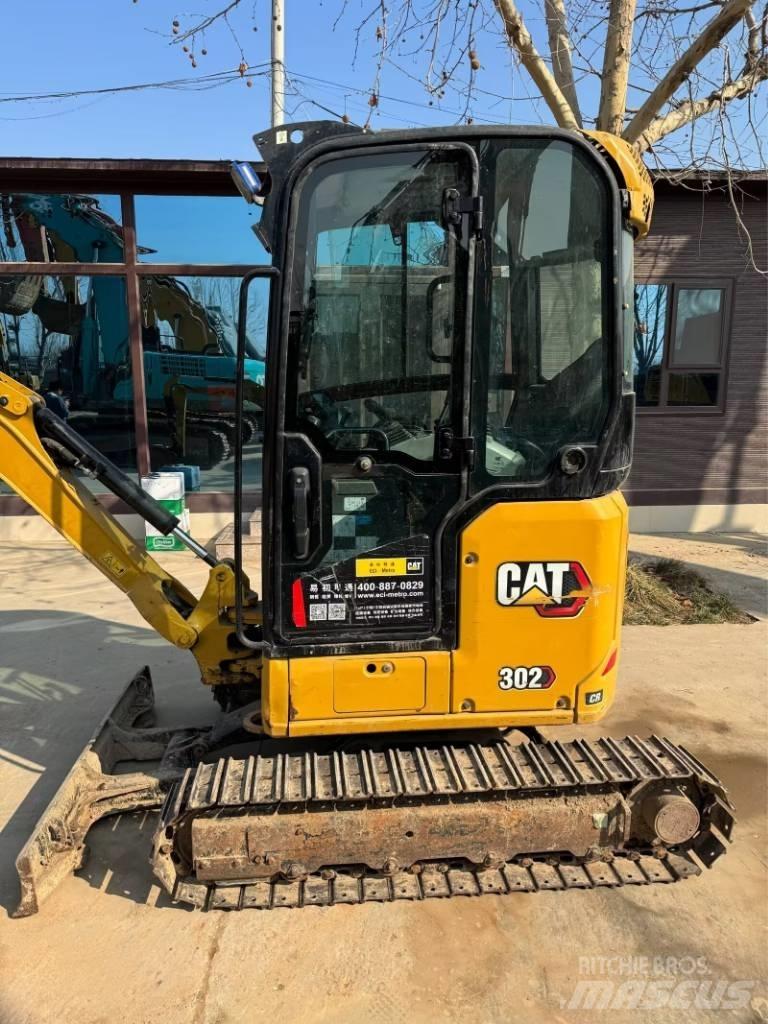 CAT 302 履带挖掘机