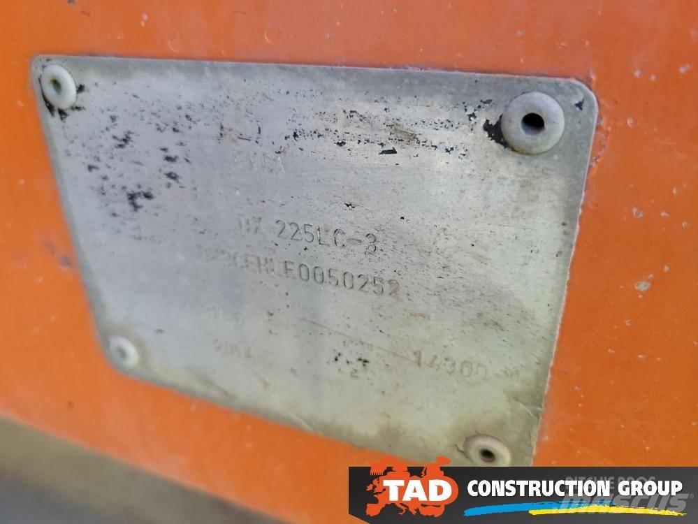 Doosan DX 225 LC-3 履带挖掘机