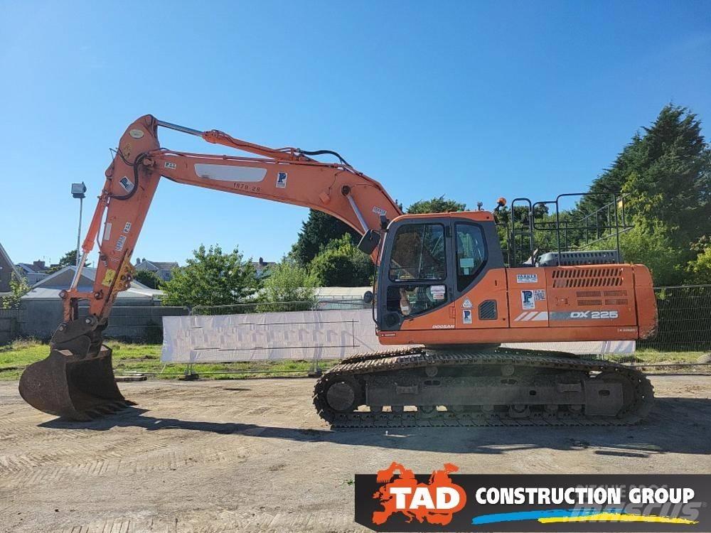 Doosan DX 225 LC-3 履带挖掘机