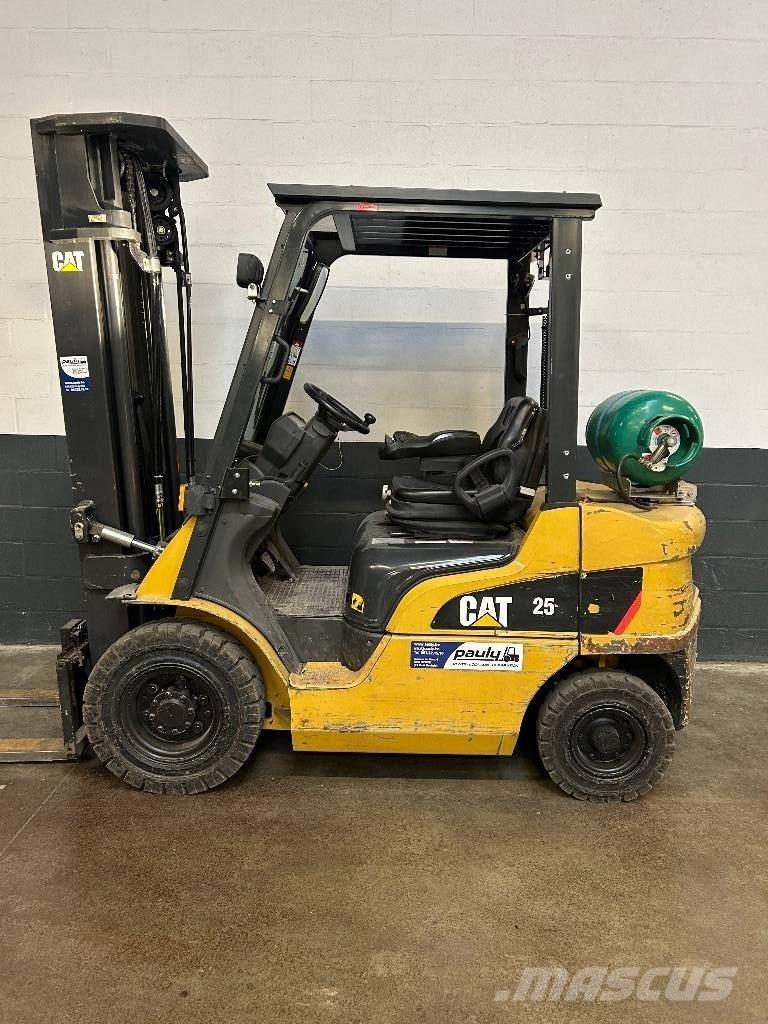 CAT GP 25 N 天然气叉车