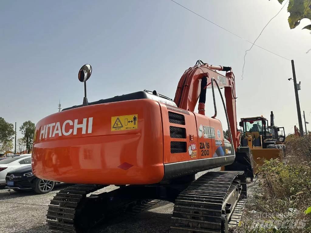 Hitachi ZX 200-6 中型挖掘机