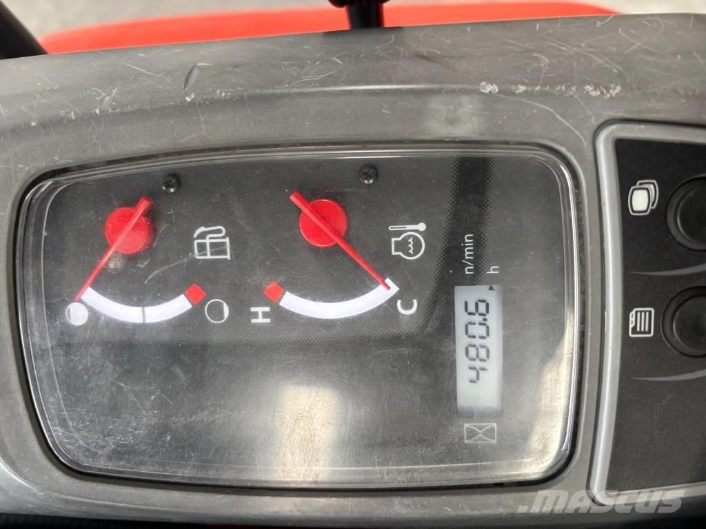 Kubota U 17-3 小型挖掘机