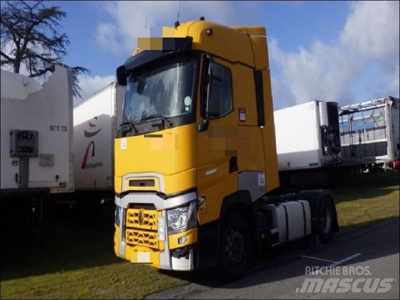 Renault T480 牵引车