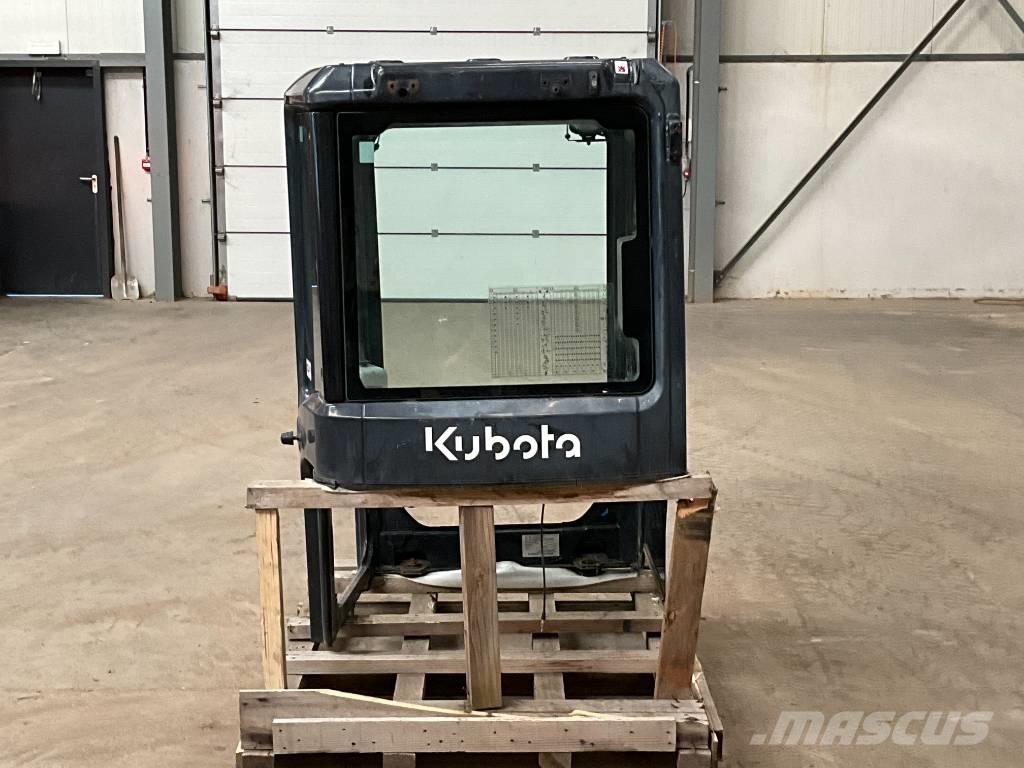 Kubota U 48-4 / U 55-4 驾驶室与内部