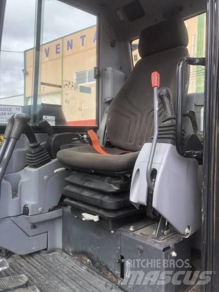 Kubota KX 080-4 中型挖掘机