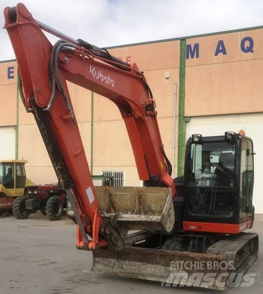 Kubota KX 080-4 中型挖掘机