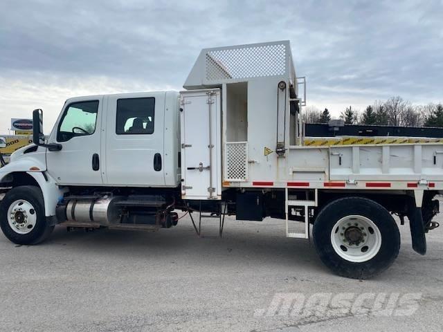 International MV 607 自卸式货车