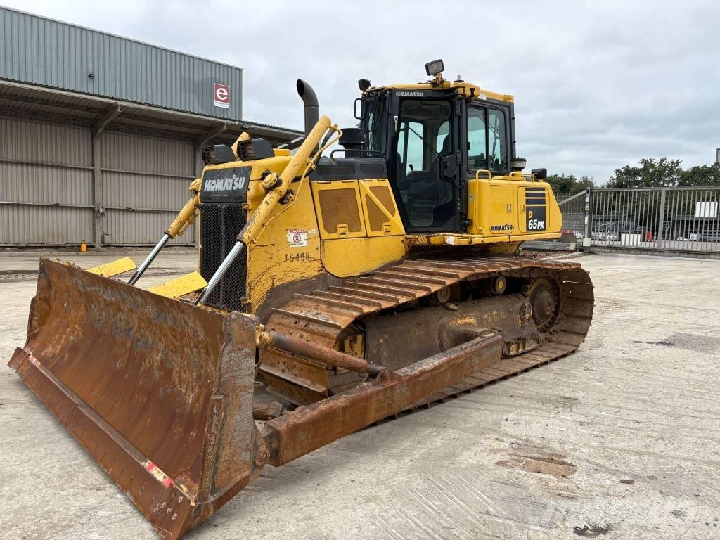 Komatsu D65PX-18 履带式推土机