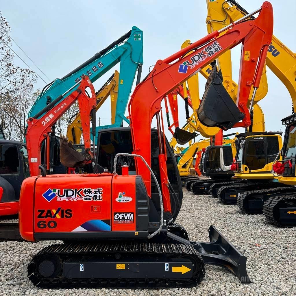 Hitachi ZX60 小型挖掘机