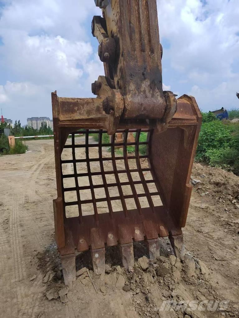 Komatsu PC 360 履带挖掘机