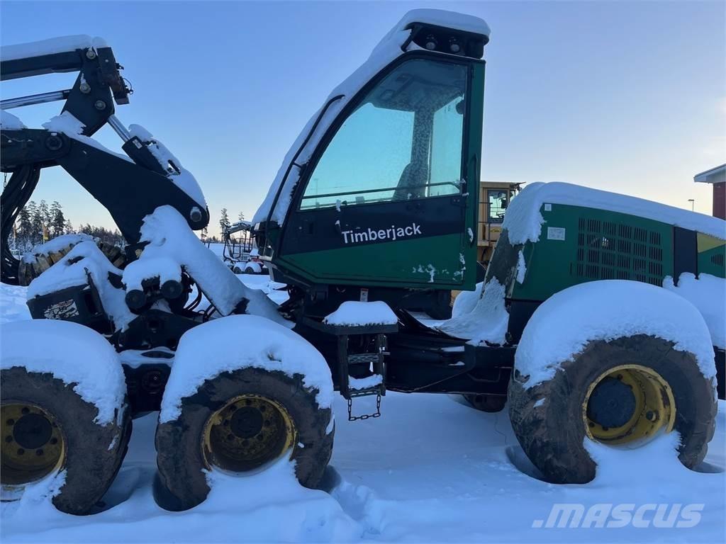 Timberjack 1070 收割机
