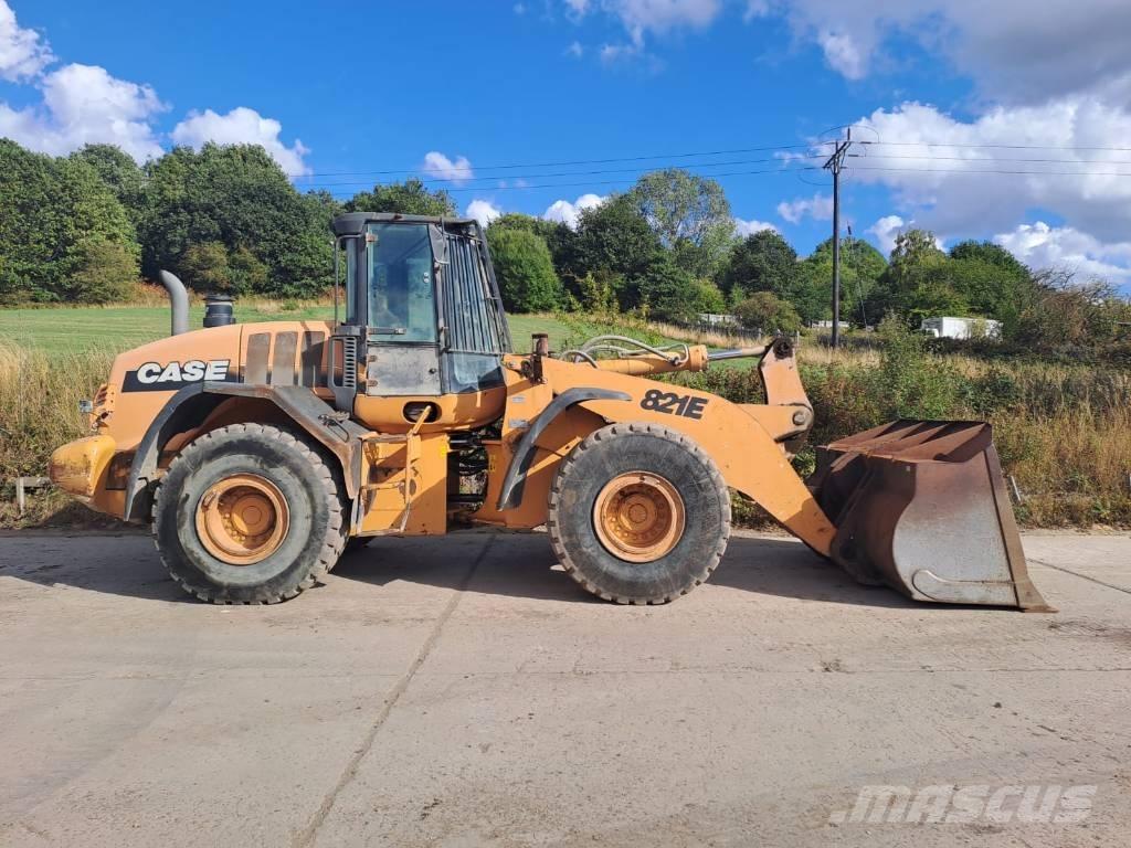 CASE 821 E XR 轮式装载机
