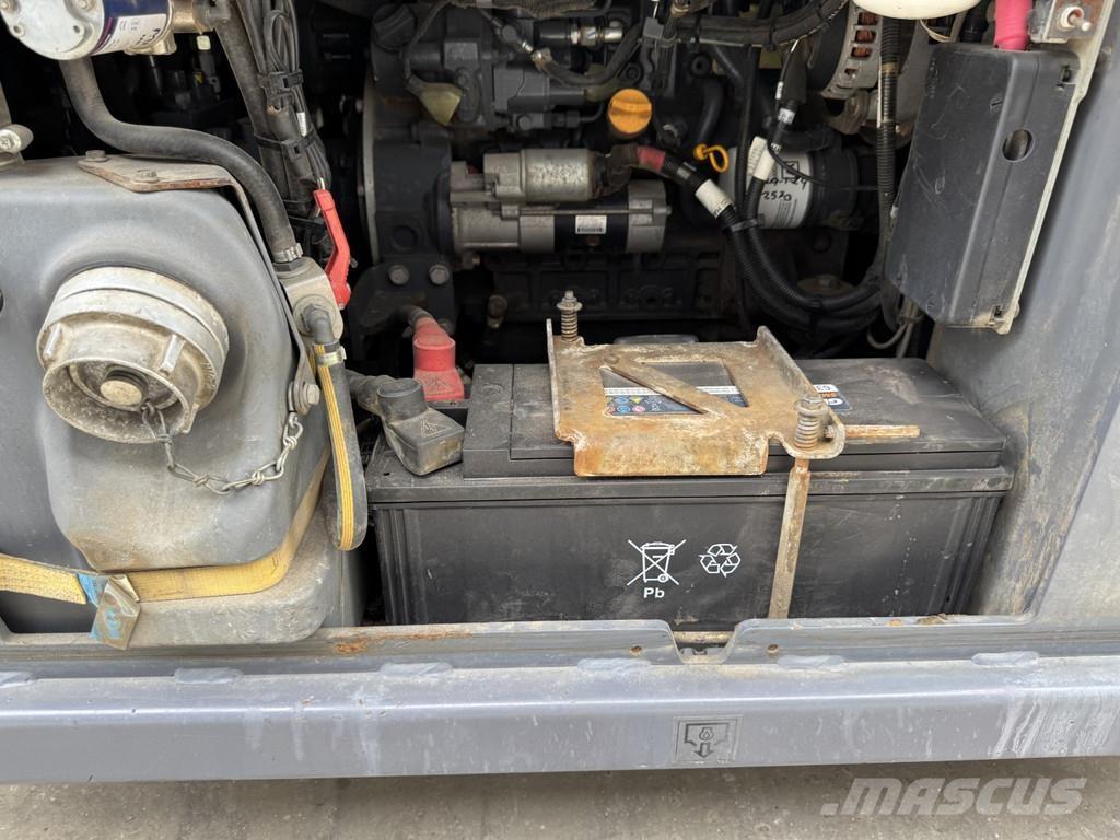 Hamm DV+ 70I VO-S 双轮压路机