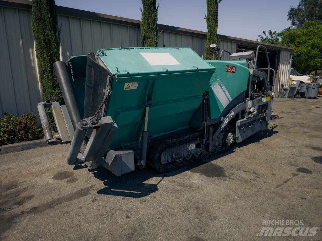 Vögele Super 700 沥青摊铺机