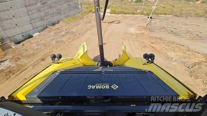 Bomag BF700C-2 建筑机械-其他