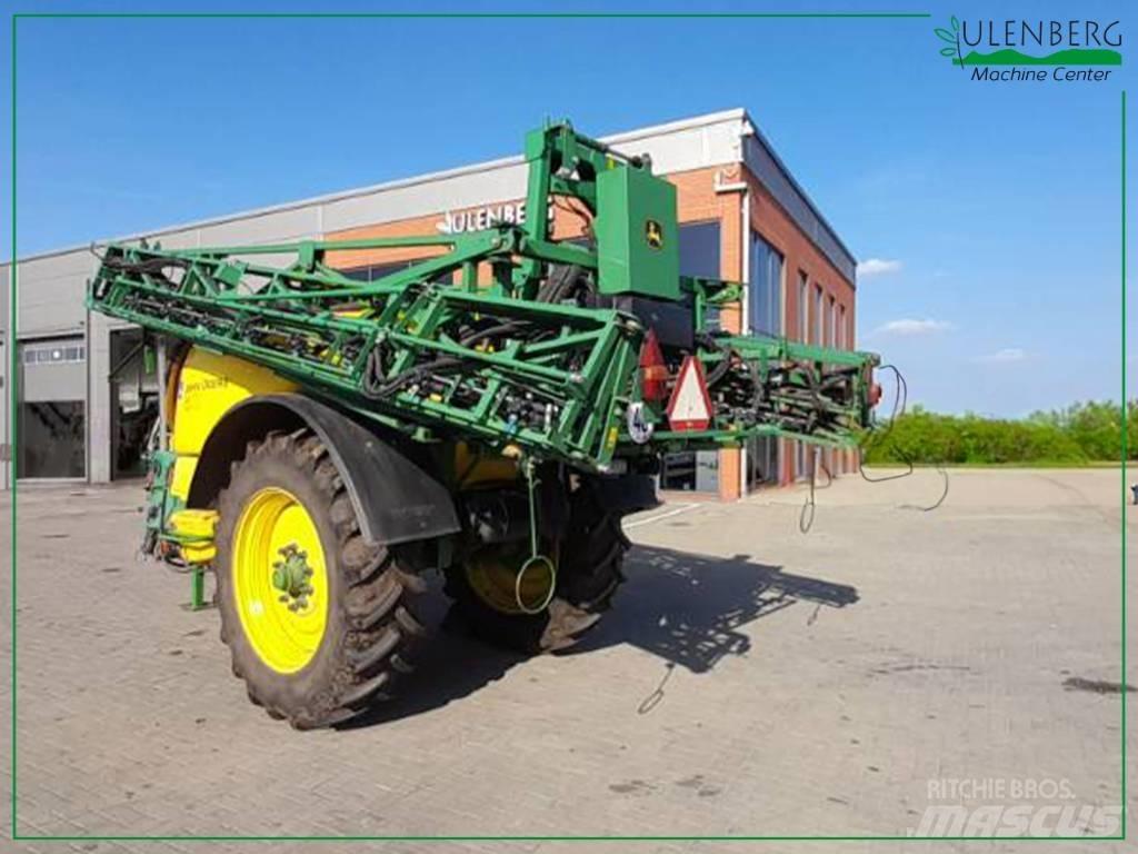 John Deere M 740 牵引式喷雾机
