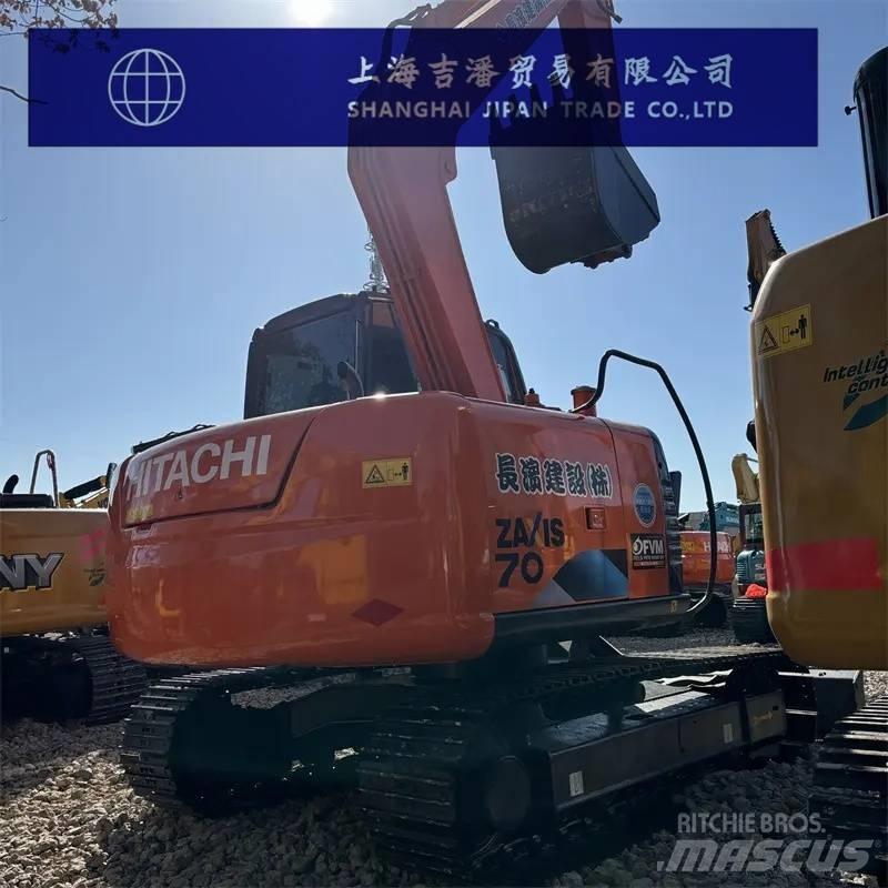 Hitachi ZX 70 小型挖掘机