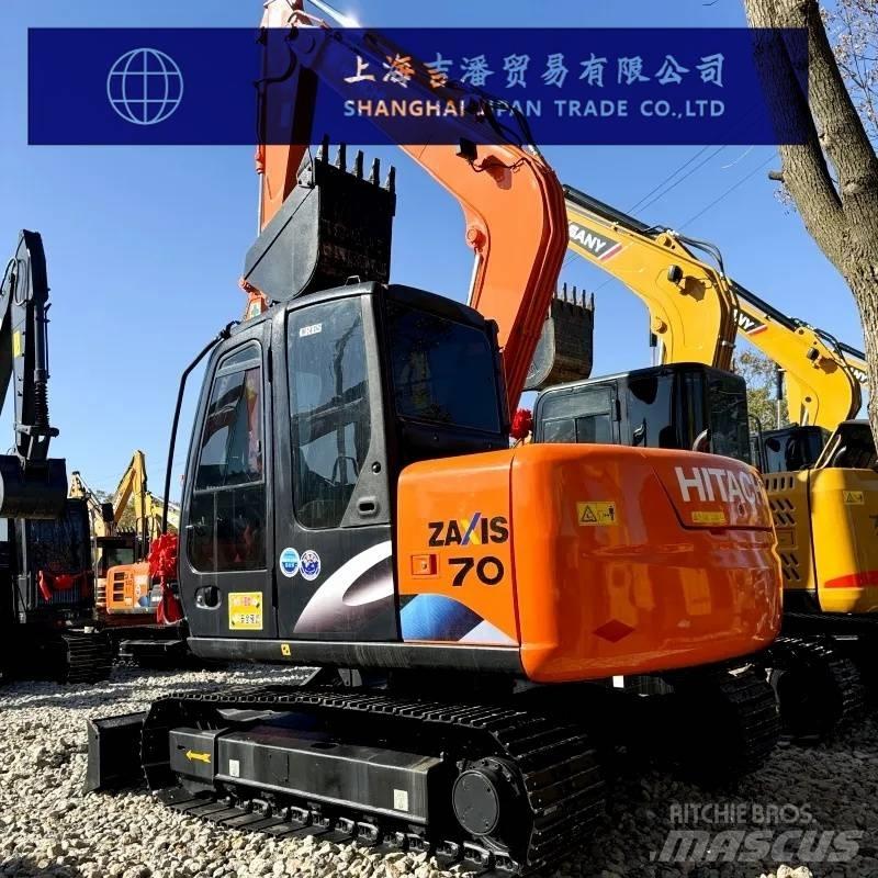 Hitachi ZX 70 小型挖掘机