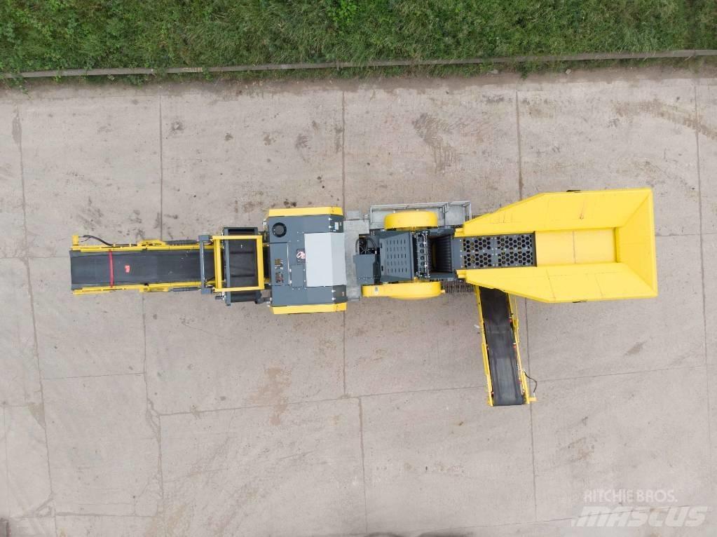 Keestrack B5 移动式破碎机