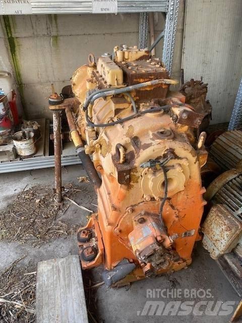 Fiat-Hitachi 350 传动装置
