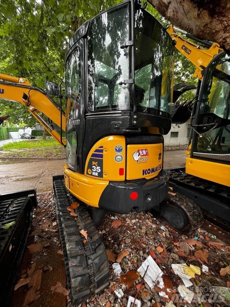 Komatsu PC 35 MR 小型挖掘机