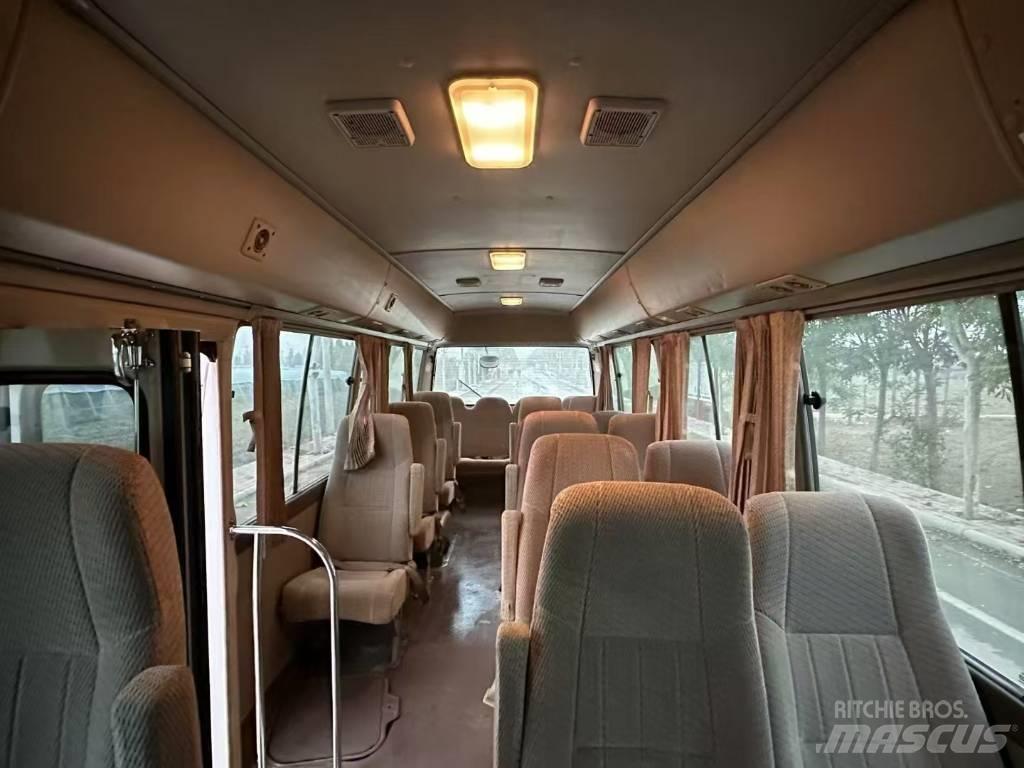 Toyota Coaster 公路客运汽车