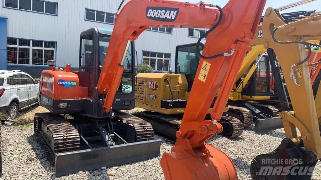 Doosan DH 55-V 小型挖掘机