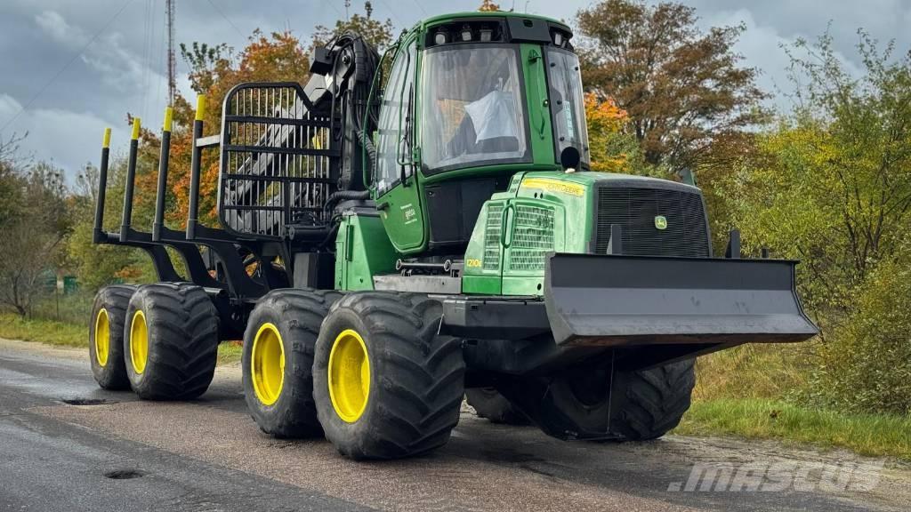 John Deere 1210 E 集运机