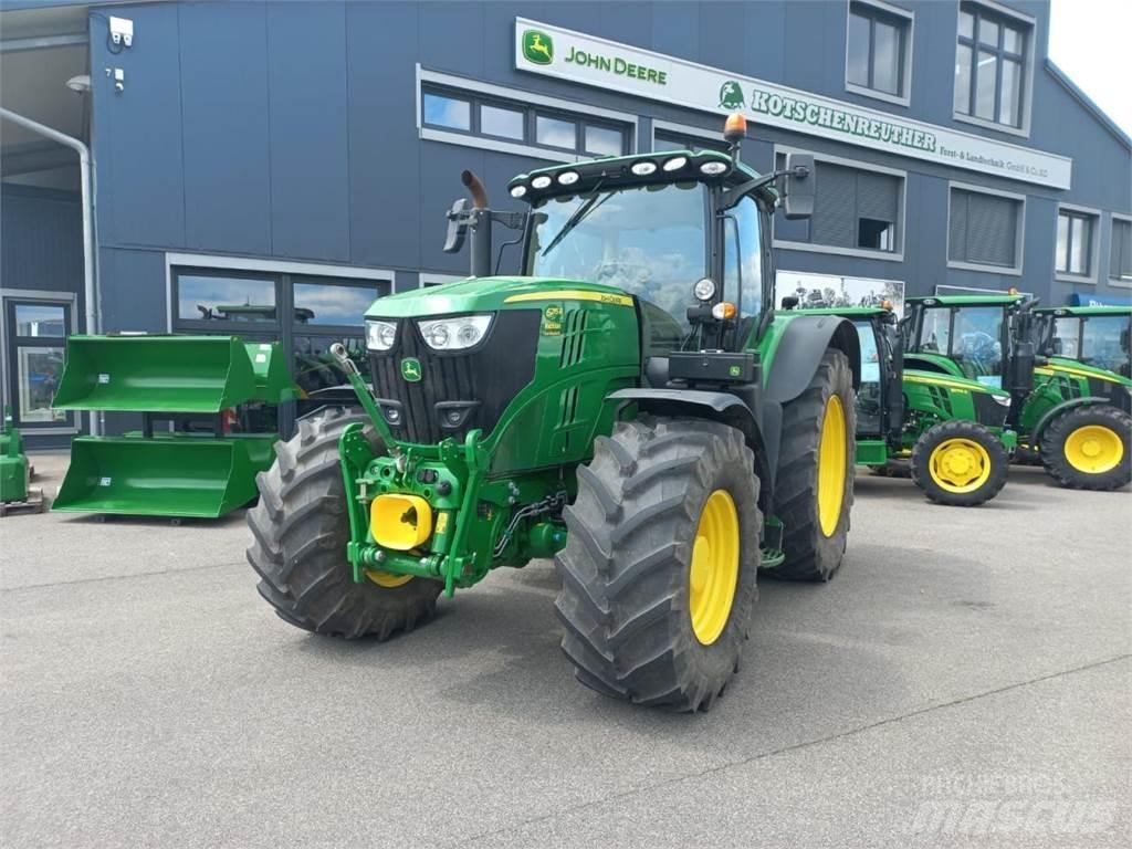 John Deere 6215R 拖拉机/农用车
