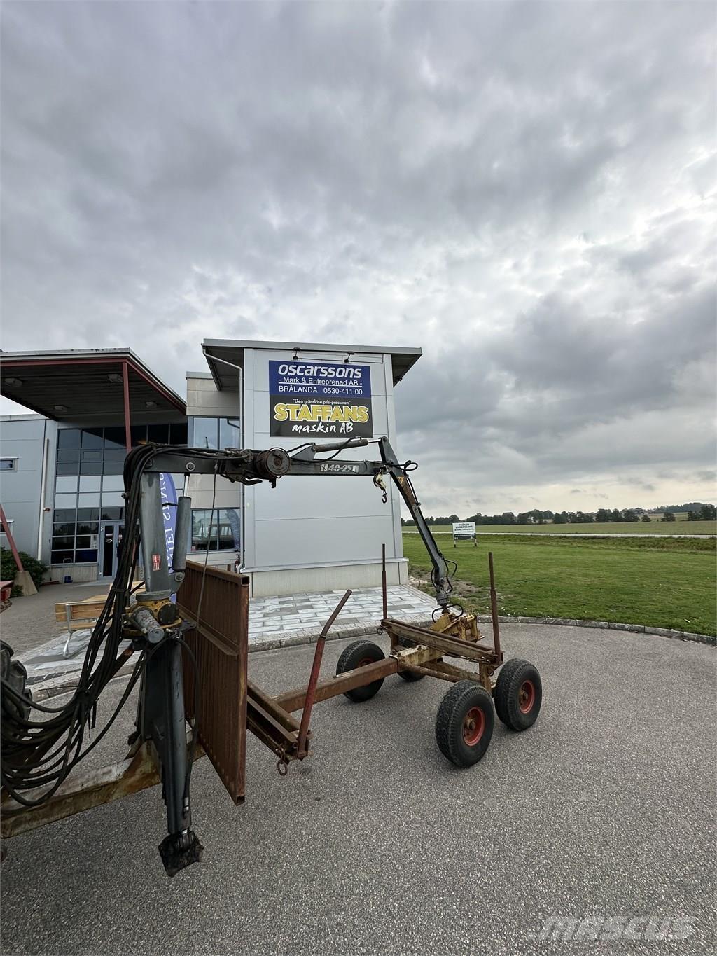 Vreten 40-25 林业拖车