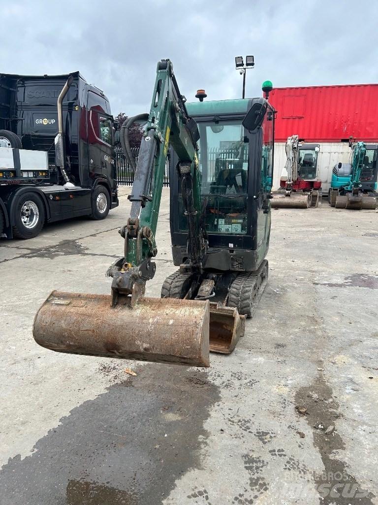 Yanmar SV 16 小型挖掘机