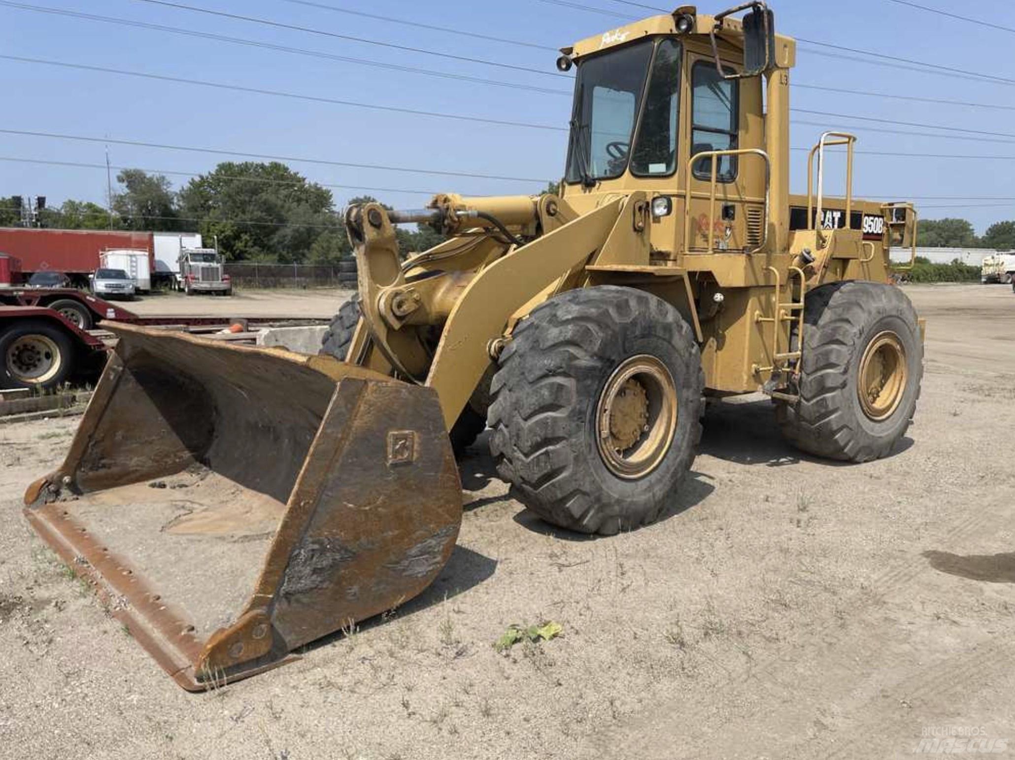 CAT 950 B 轮式装载机