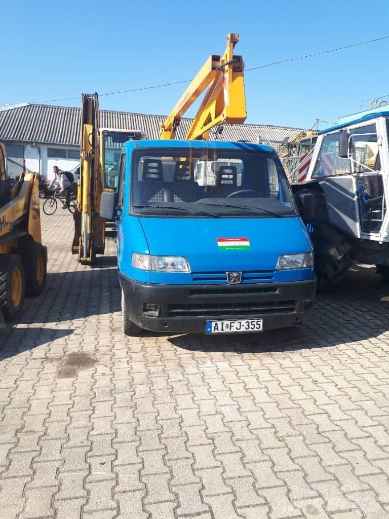 Peugeot Boxer 汽车