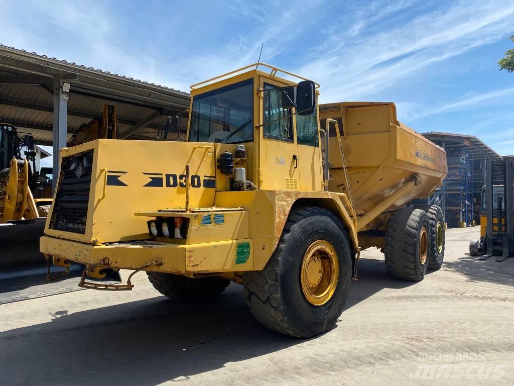 O&K D30 铰接式自卸车